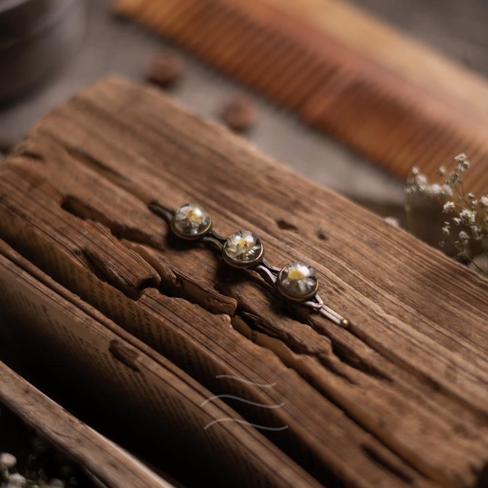 Apollo's Floret Hairpin - Real flower Jewellery - Leafy Affair
