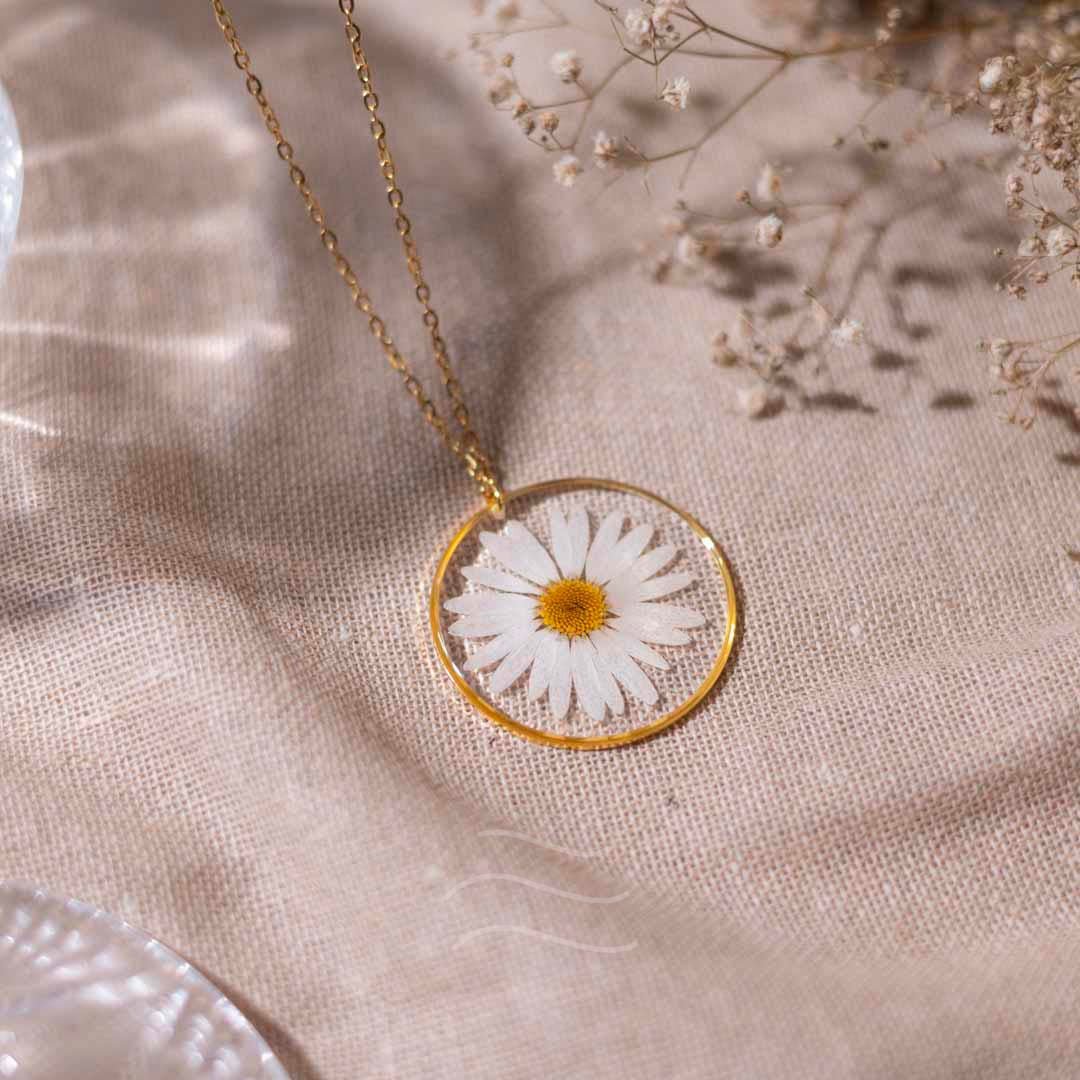 Morning Dew Necklace - Real flower Jewellery - Leafy Affair