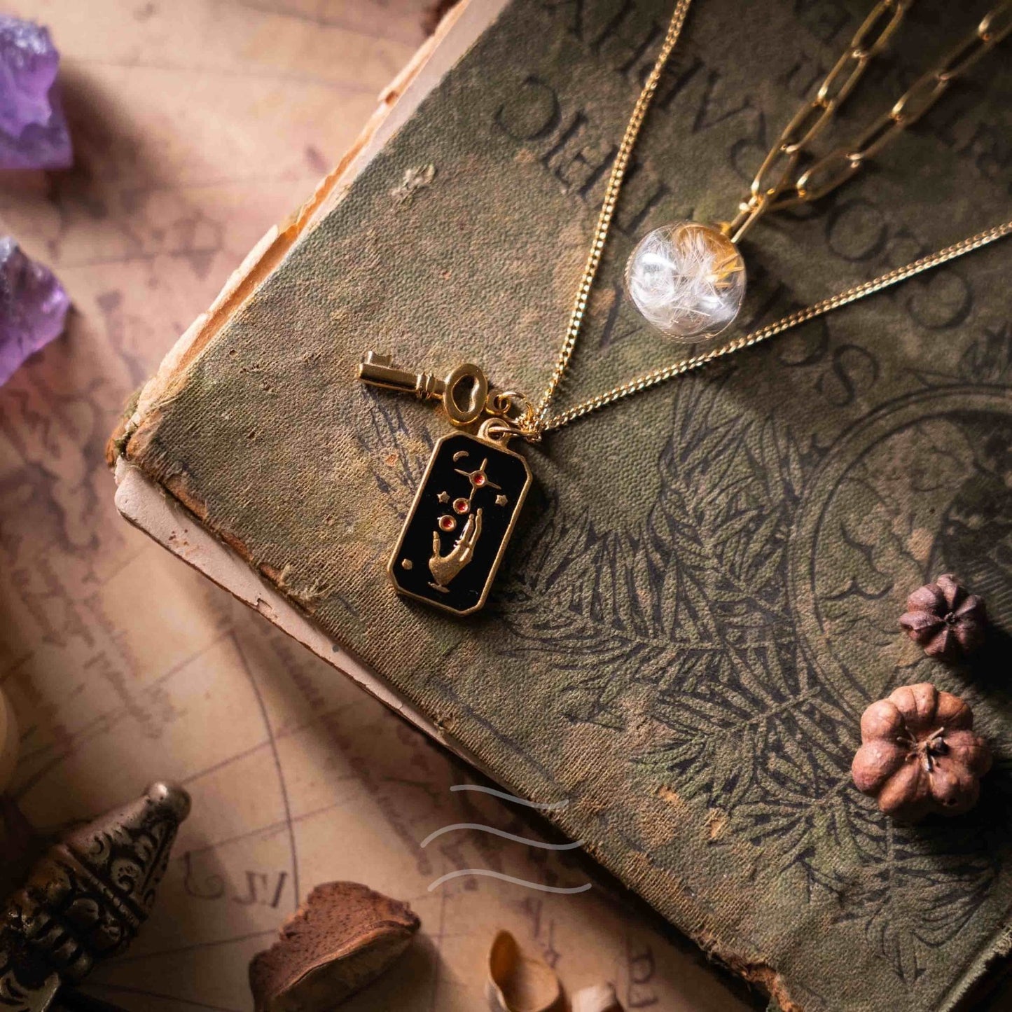 ✨ Manifestor Necklace - Real flower Jewellery - Leafy Affair