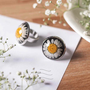 Whoops-a-Daisy Ring