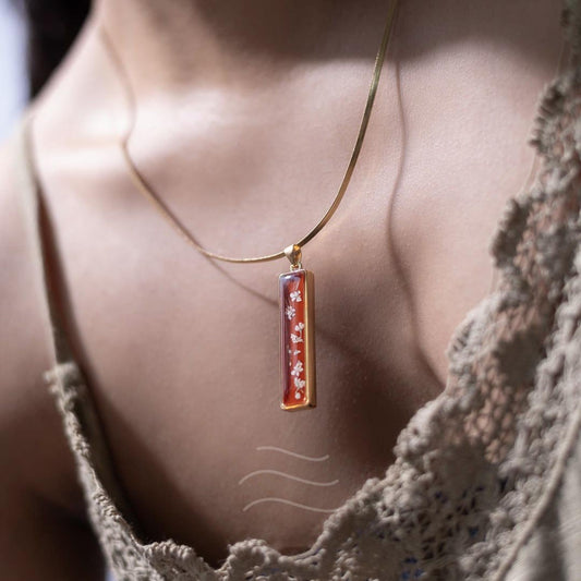 Estella Unisex Necklace - Real flower Jewellery - Leafy Affair