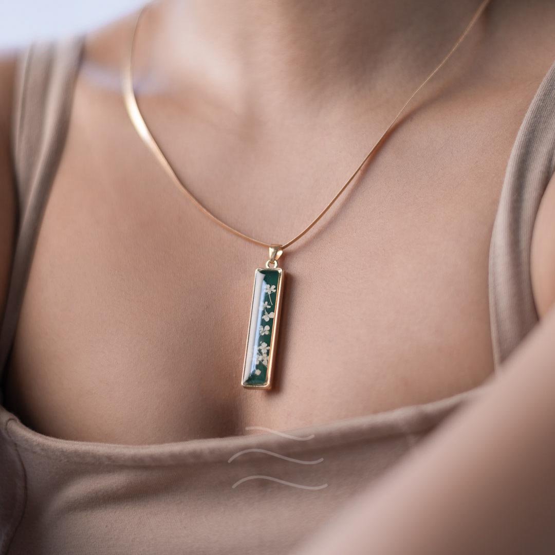 Lovejoy Unisex Necklace - Real flower Jewellery - Leafy Affair