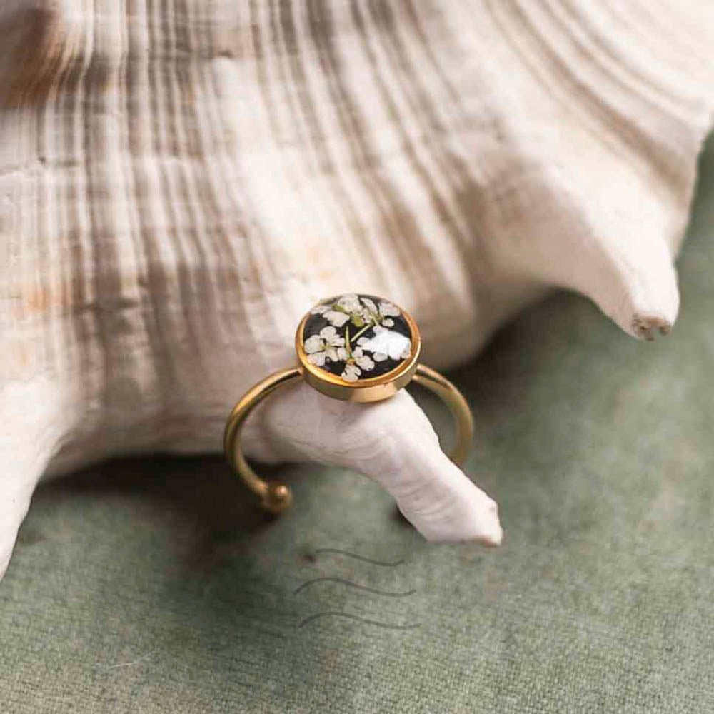 Bird's Nest Ebony Ring - Real flower Jewellery - Leafy Affair