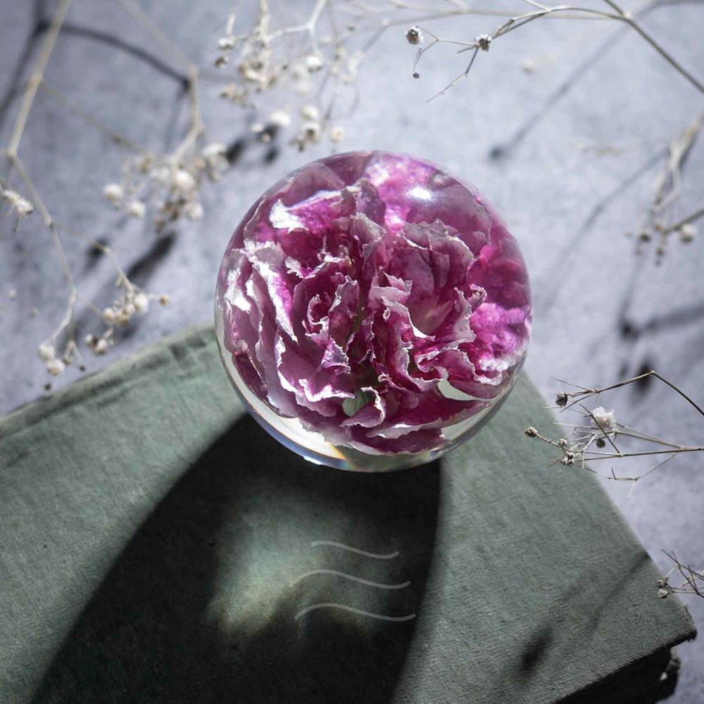 Visions of Whimsy Paperweight - Real flower Jewellery - Leafy Affair