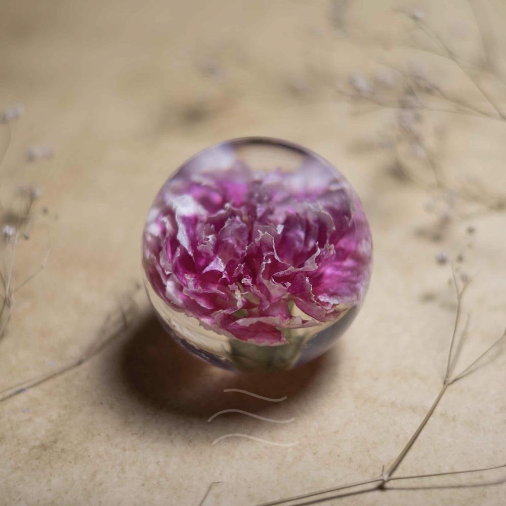 Visions of Whimsy Paperweight - Real flower Jewellery - Leafy Affair
