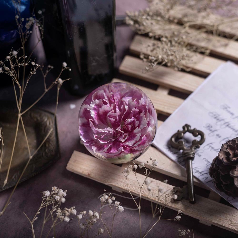 Visions of Whimsy Paperweight - Real flower Jewellery - Leafy Affair