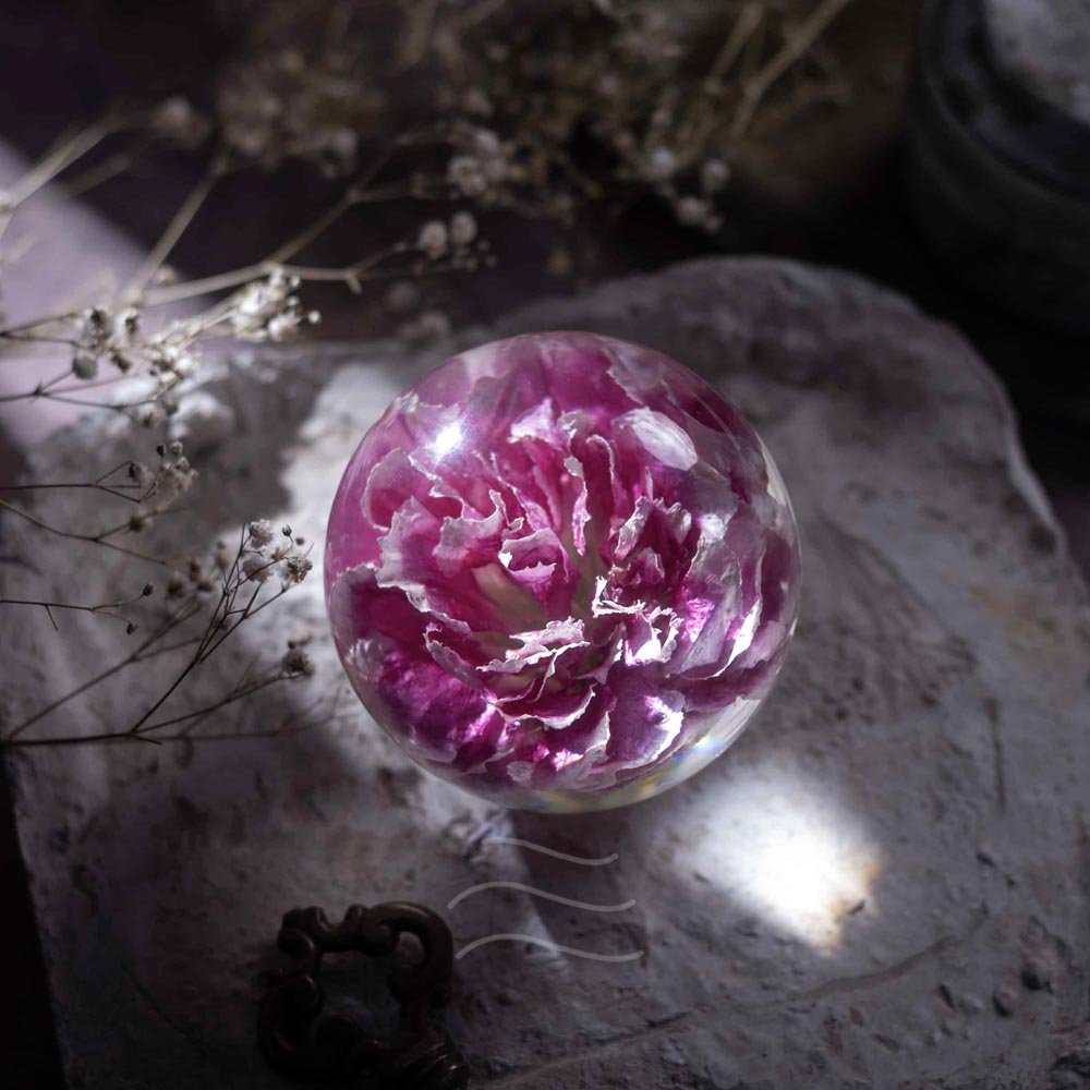 Visions of Whimsy Paperweight - Real flower Jewellery - Leafy Affair