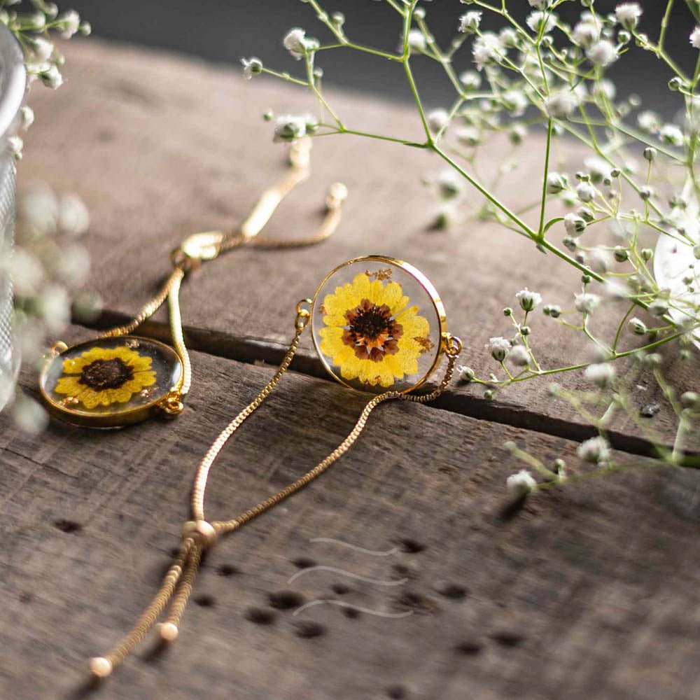 Sunbeam Dreams Bracelet - Real flower Jewellery - Leafy Affair