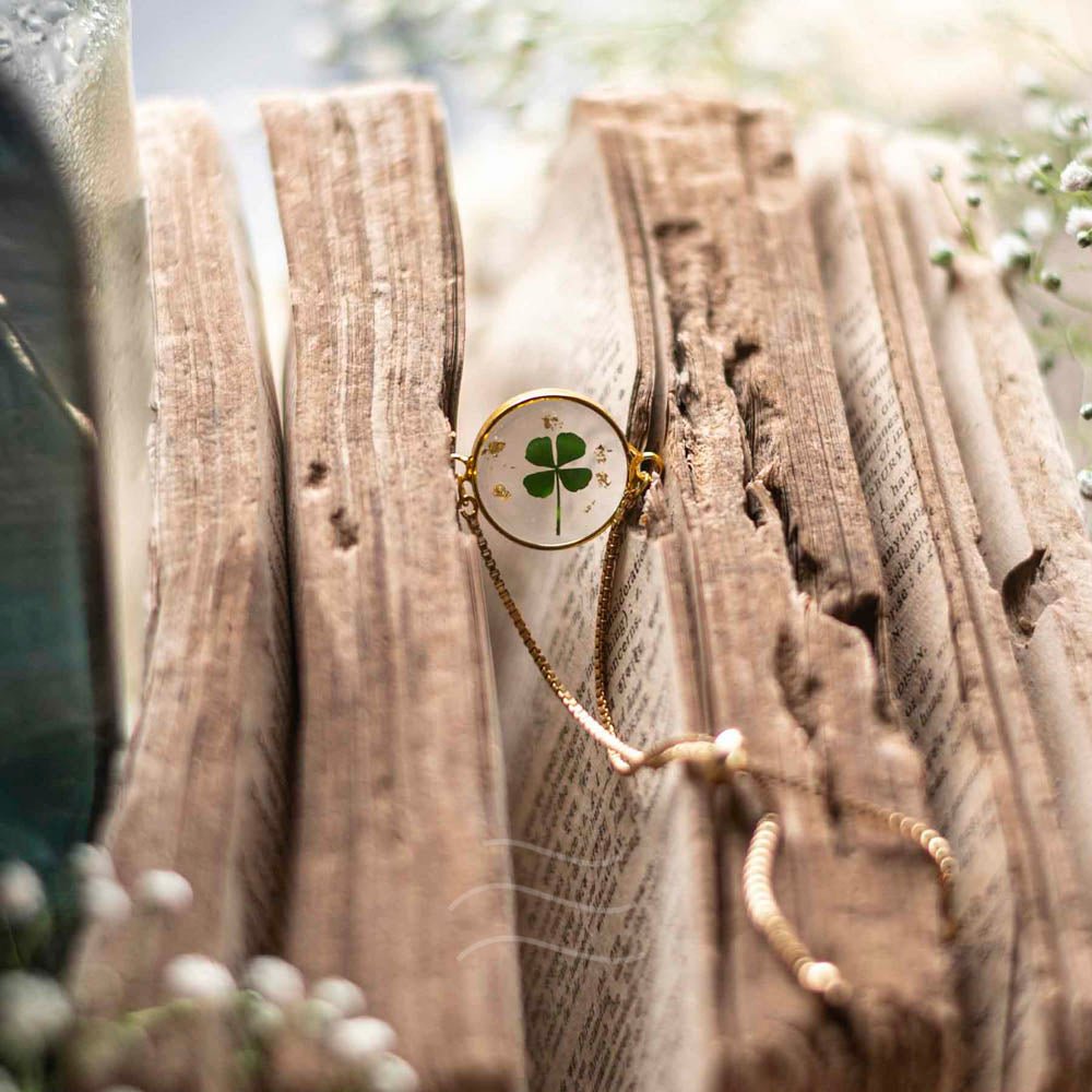 Clover Fairy Bracelet - Real flower Jewellery - Leafy Affair