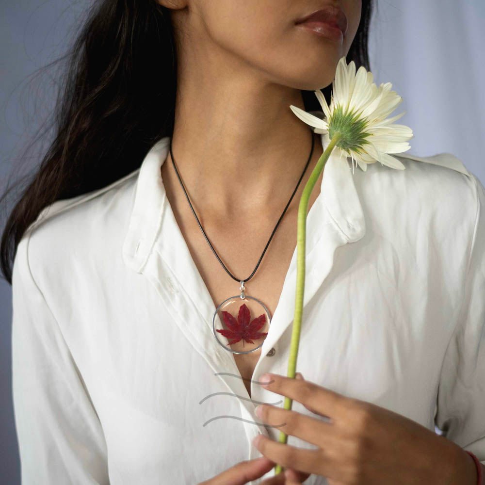 The Fall Locket - Real flower Jewellery - Leafy Affair