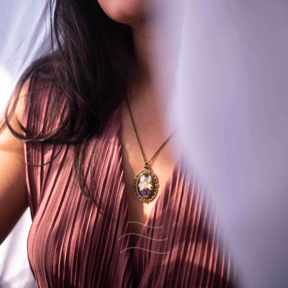 Pansy Love - Real flower Jewellery - Leafy Affair