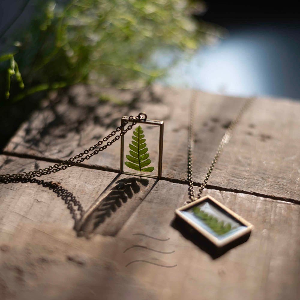 Secrets of a Forest (Feather Fern) - Real flower Jewellery - Leafy Affair