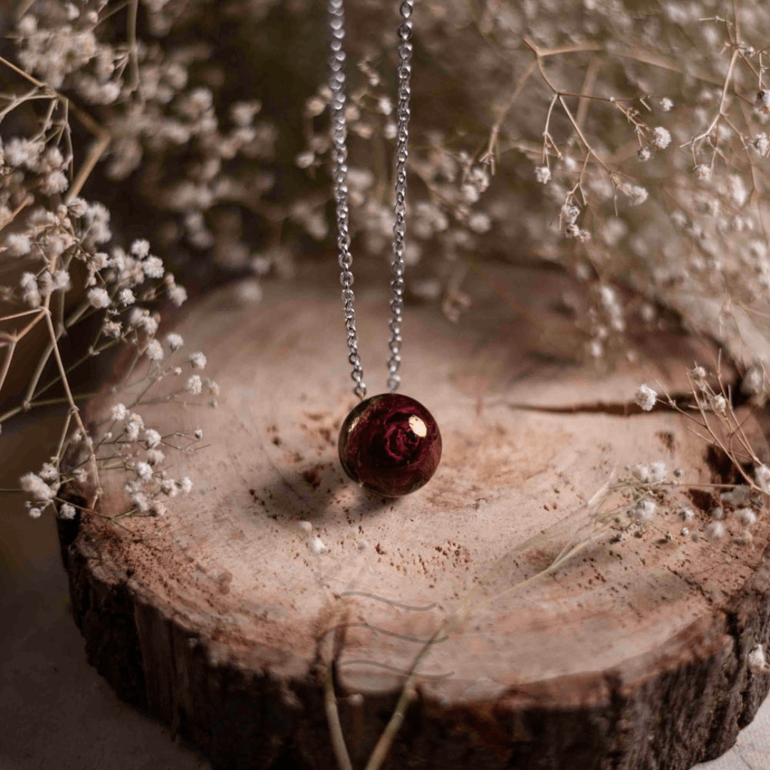 Sonnets of Love - Roselet Necklace - Real flower Jewellery - Leafy Affair