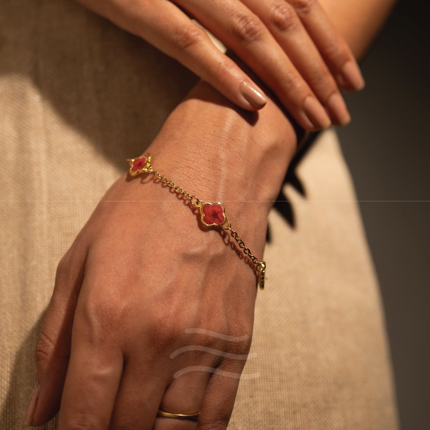 Secret Ember Bracelet - Real flower Jewellery - Leafy Affair