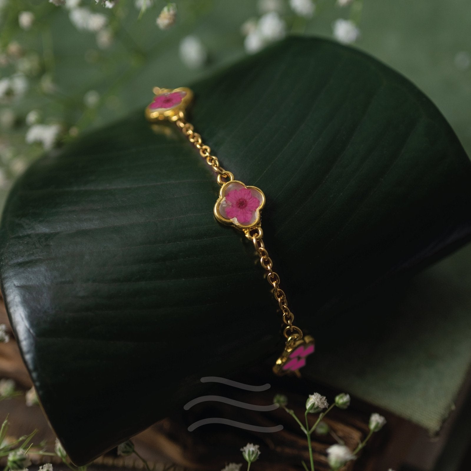 Heart Song Bracelet - Real flower Jewellery - Leafy Affair