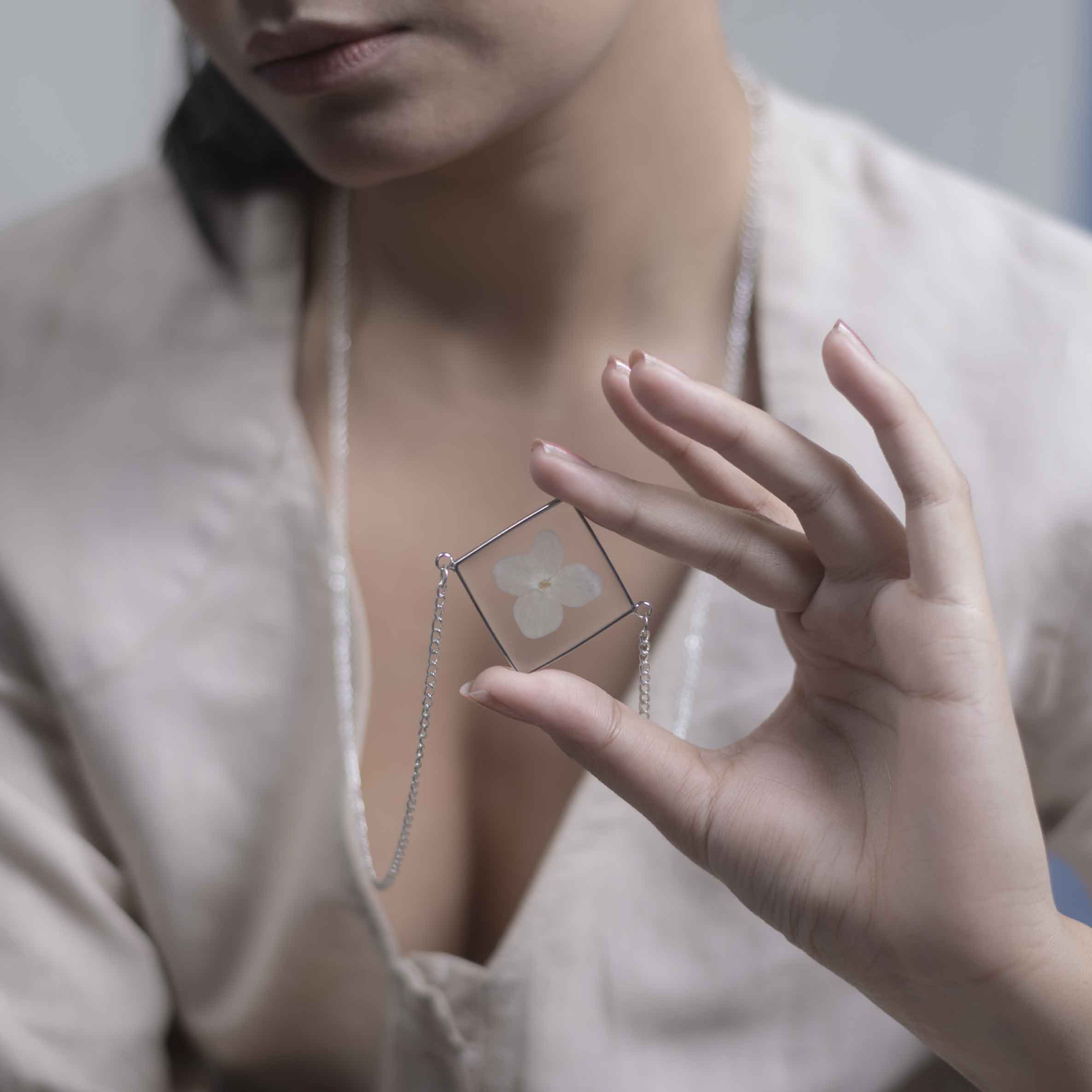 Will-o'-the-wisp Necklace